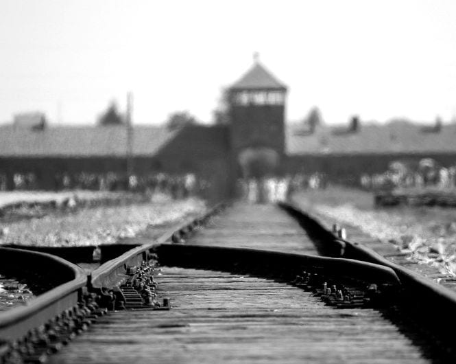 Hvordan var det Holocaust startede?
